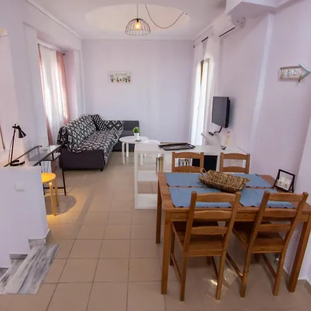 度假居 Beachfront Stylish Maisonette In *