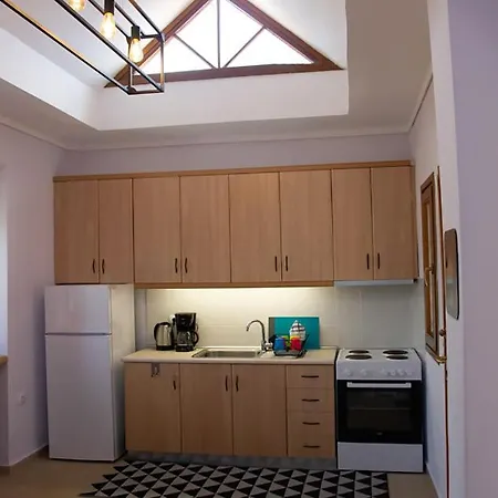 Beachfront Stylish Maisonette In 度假居