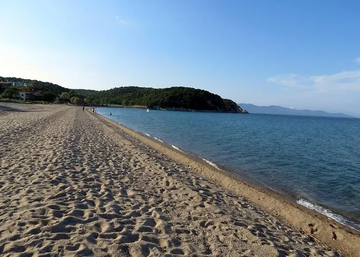 Beachfront Stylish Maisonette In