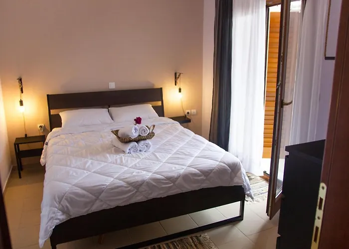 Beachfront Stylish Maisonette In Ierissos