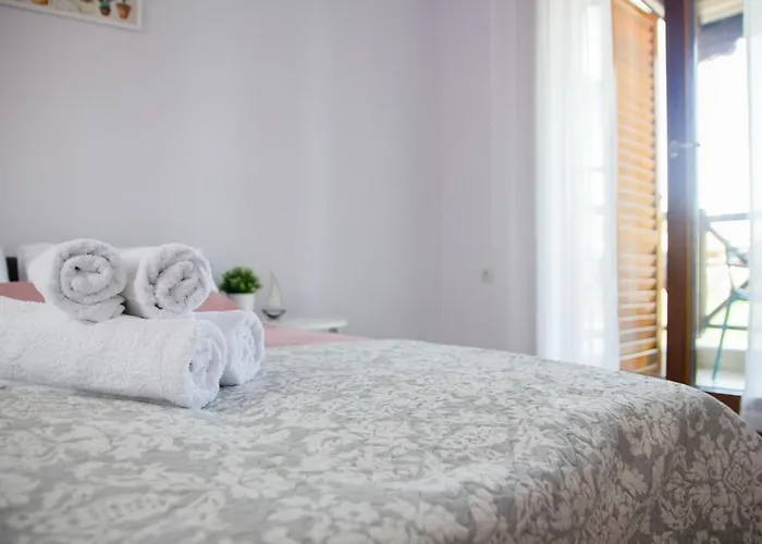 Beachfront Stylish Maisonette In * Ierissos