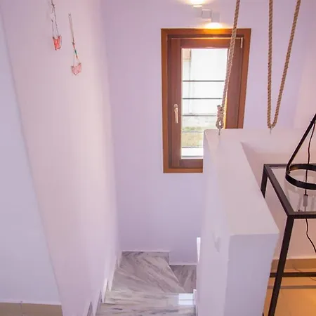 Beachfront Stylish Maisonette In Ierissos
